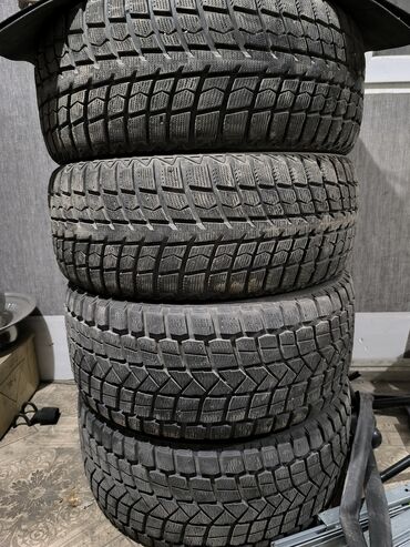 Шины: Шины 275 / 45 / R 19, Зима, Б/у, Комплект, Китай, Maxxis