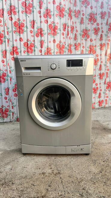 Стиральные машины: Стиральная машина Beko, Б/у, Автомат, До 5 кг, Компактная