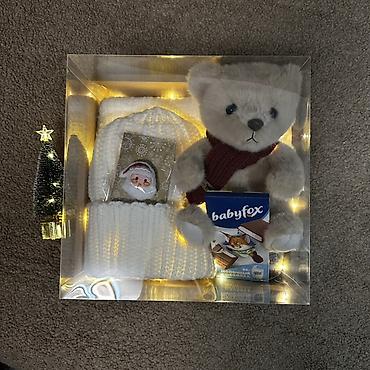 коробка для нового года: Подарочный набор с огоньками в коробке Состав: - Мягкая игрушка — 1