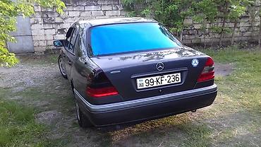 c180 1994: Mercedes-Benz C 180: 1.8 l | 1996 il Sedan — 7