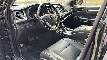 колв 3: Toyota Highlander: 2018 г., 3.5 л, Автомат, Бензин, Кроссовер — 8