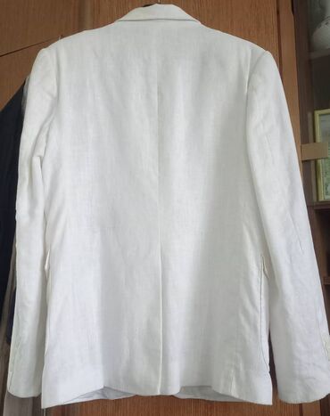 Kompleti: Emporio Armani laneni komplet, veličina realna M, jednom nošen na — 3