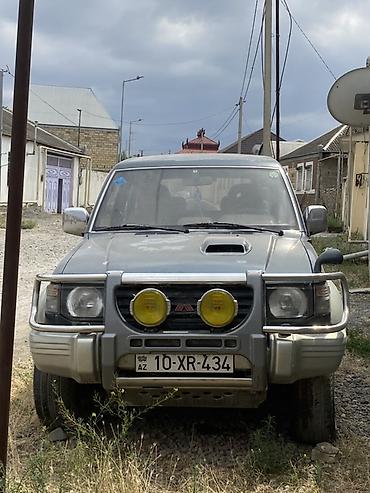 mitsubishi chariot: Mitsubishi Pajero: 2.8 l | Ofrouder/SUV — 1