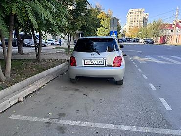 Toyota: Toyota Ist: 2003 г., 1.5 л, Автомат, Бензин, Хэтчбэк — 2