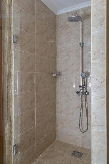 Посуточная аренда квартир: 1 комната, Бытовая техника, Кондиционер, Парковка — 10