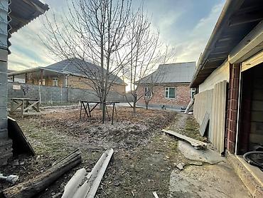 Продажа коттеджей и домов: 🏡 ПРОДАЕТСЯ ДОМ В АК-ОРДО 1 📍 Расположение: Ак-Ордо 1 📏 Участок: 5 — 10