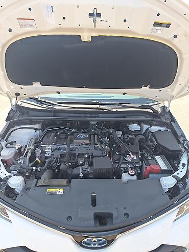 Продажа авто: Toyota Corolla: 2023 г., 1.8 л, Вариатор, Гибрид, Седан — 4