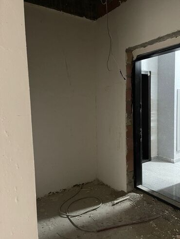 Yeni tikili: Satılır: şəhər mənzərəli yeni tikilidə mənzil. - Planlama: sərbəst — 14