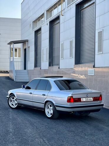 BMW: BMW 5 series: 1992 г., 2.5 л, Механика, Бензин, Седан