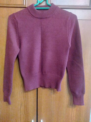 свитер: Sviter M (EU 38), Zara