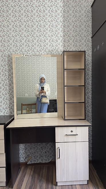 berber mirror second hand: Спальный набор в современном стиле, цвет бежевый с темными кантами — 3