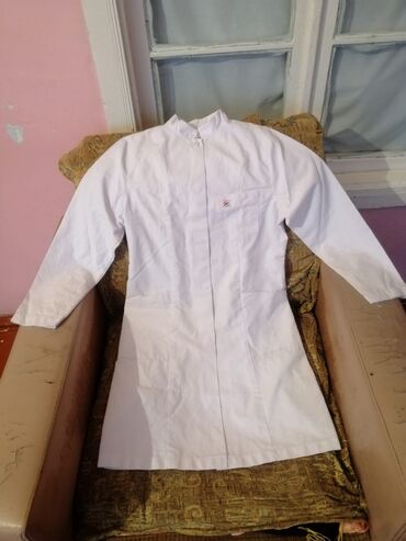 Tibbi geyim: Salam aleykum kişi ve Qadin ücün tibbi Xalatlar satiram teze deyil az — 12