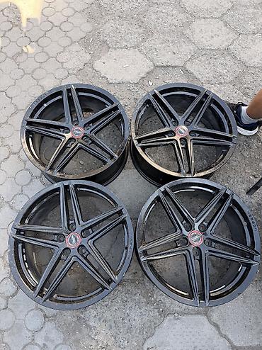 Литые Диски R 18 Vossen, Комплект, отверстий - 5, Б/у