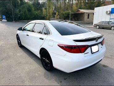 Транспорт: Toyota Camry: 2017 г., 2.5 л, Автомат, Бензин, Седан