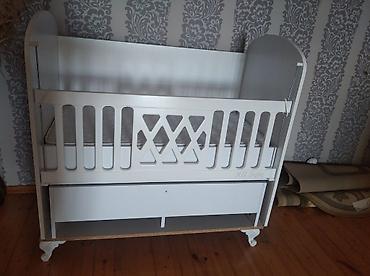 balaca banka: Məhsul: Şüşə mini flakonlar və plastik qapaqlar (kütləvi qablaşdırma) — 3