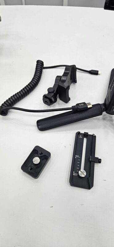 Digər foto və video aksesuarları: DJI Ronin-SC 3-oxlu kamera stabilizatoru - Yüngül və kompakt dizayn — 6