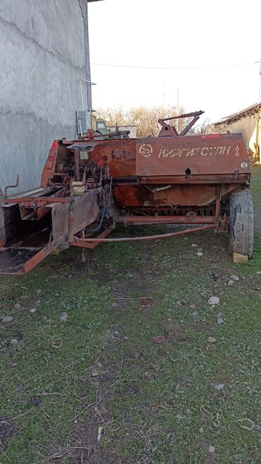 mawin satiwi: Traktor Belarus (MTZ) QOŞQU, 1990 il, 123 at gücü, motor 0.1 l, İşlənmiş