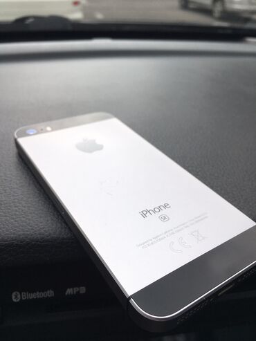 Apple iPhone: IPhone 5s, Б/у, 32 ГБ, Серебристый, 100 %
