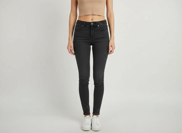 jeansy dopasowane damskie: 157, Jeansy damskie, rozmiar XS