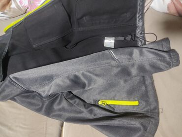 Kurtkalar: Uşaq üçün kapüşonlu yüngül gödəkçə firuze rəngdə.boz isə içi isti — 8