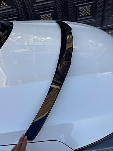 bmv e30: Спойлер на крышку багажника, глянцевый черный
BMW G30 3 — 1