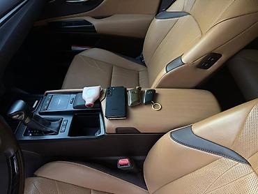 Lexus: Lexus ES: 2020 г., 2.5 л, Вариатор, Гибрид, Седан — 19