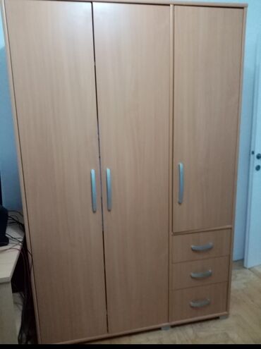 namestaj beograd: Three-wing wardrobe, Plywood, Used