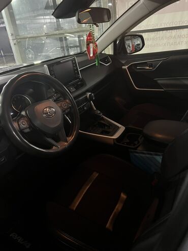 Toyota: Toyota RAV4: 2019 г., 2.4 л, Автомат, Бензин, Кроссовер — 3