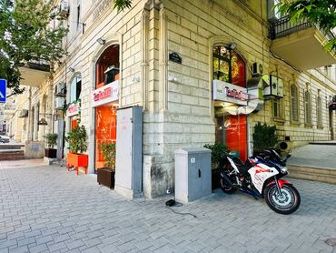 Kommersiya daşınmaz əmlakının satışı: Tamtantuni fastfood restoranı satılır! Bu, işlək vəziyyətdə olan və