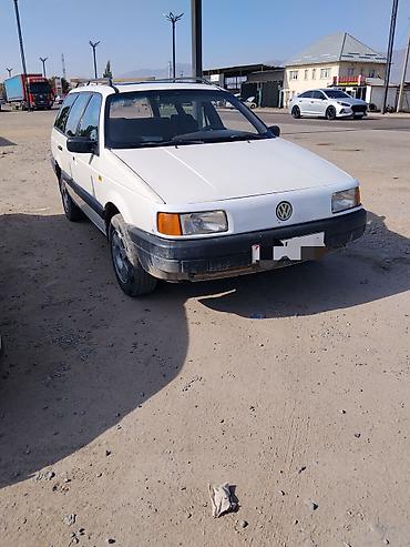 машины пассат: Volkswagen Passat: 1989 г., 1.8 л, Кол менен иштөөчү, Бензин, Универсал — 1