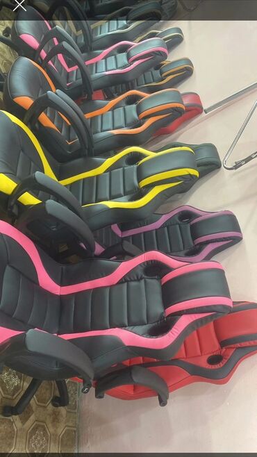 Ofis və oyun kresloları: Yeni, Təkərli, Qolları tənzimlənir, Dəri -da lalafo.az — 20 Ofis və oyun kresloları: Yeni, Təkərli, Qolları tənzimlənir, Dəri — 20