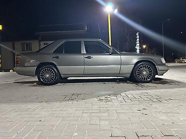 кузов мерс124: Mercedes-Benz W124: 1994 г., 2.2 л, Механика, Бензин, Седан — 3