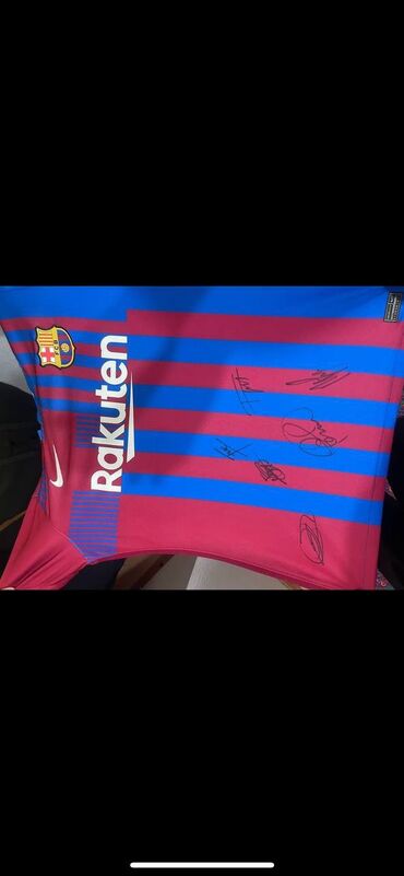 спортивный костюм на девочку: Продаётся эксклюзивная футболка FC Barcelona 2021/22 с автографами
