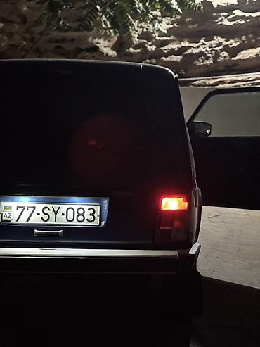 kredit niva satilir: Lada Niva 4x4, mavi rəng, 3 qapılı SUV. Texniki xüsusiyyətlər və — 5