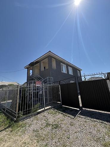 снимать дом: Гостевой дом с большим двором и навесом ул. Курортная 42В Описание: - — 1