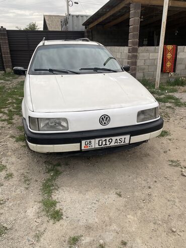 радиаторы охлаждения: Volkswagen Passat: 1989 г., 1.8 л, Механика, Бензин, Универсал