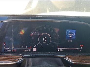 cadillac escalade: Cadillac Escalade: 3 l | 2023 il 39500 km Ofrouder/SUV — 9