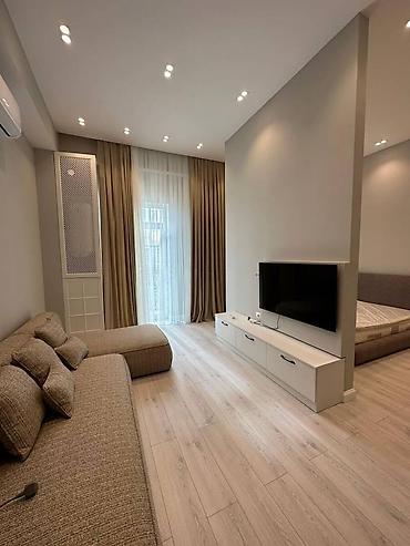 yasamalda evler: İcarəyə verilir 2 otaqlı yeni tikili 51 m², Ağ şəhər q. Kateqoriya — 3