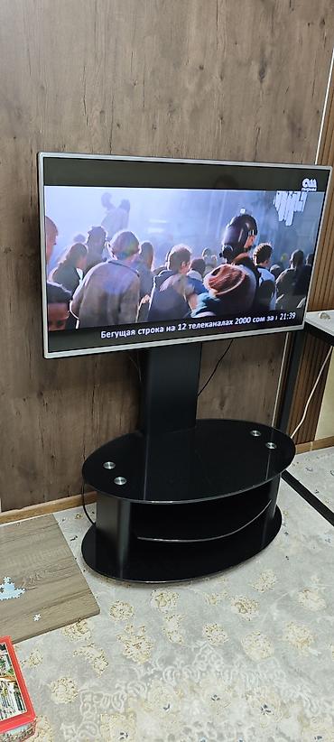 тумбо: Тумба и подставка для телевизора, Б/у, Напольная, Стекло, Самовывоз, цвет - Черный — 2