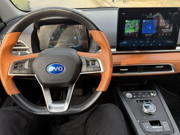 BYD: BYD E2: 2022 г., 10 л, Автомат, Электромобиль, Кроссовер — 10