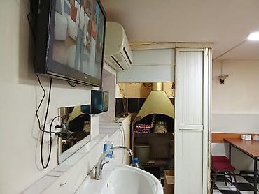 İcarəyə restoran və kafelər: Obyekt icarəyə verilir. 5 mərtəbəli binanin yarim zirzəmisi. Umumi — 16