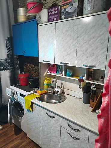 Продажа коттеджей и домов: Продается дом 4 комнаты. Дом имеет просторную планировку, включающую — 14