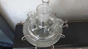 Medicinska oprema: Laboratorijsko staklo III
 Adapteri konektori — 1