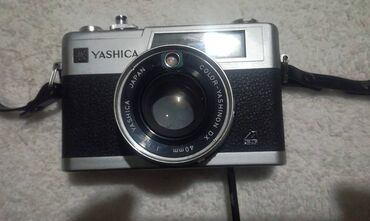 Fotoaparati: Prodajem fotoaparat Yashika u vrlo dobrom stanju,slabo — 6