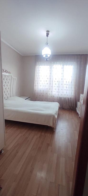 2 otaqlı mənzil. Mənzildə yataq otağı, geniş qonaq otağı, ayrıca