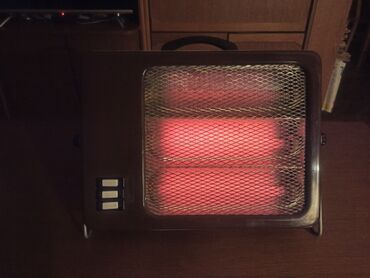 Kaloriferi: Stara autentična portabl grejalica 2kW. Ispravna 100%. Mislim da na lalafo.rs — 9 Kaloriferi: Stara autentična portabl grejalica 2kW. Ispravna 100%. Mislim da — 9
