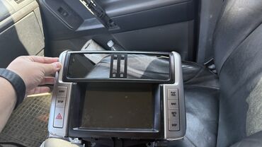 загрузочный диск для магнитолы тойота: Борбордук консоль Toyota 2011 г., Колдонулган, Оригинал