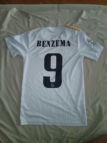 ronaldo forması 2008: Futbol köynəkləri – Adidas brendləri, klub loqoları və sponsor çapları — 4
