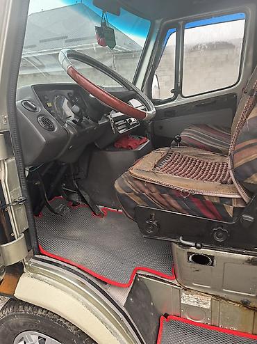 Mercedes-Benz: Mercedes-Benz : 1999 г., 1.4 л, Механика, Бус — 10