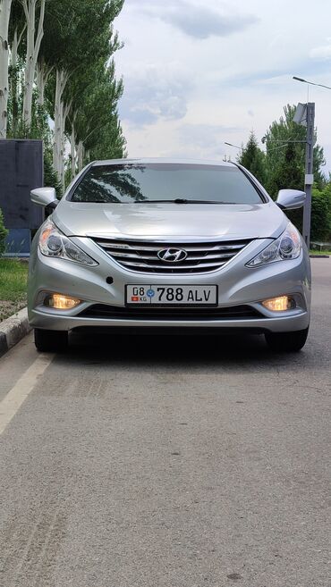 Hyundai Sonata: 2012 г., 2 л, Автомат, Газ, Седан